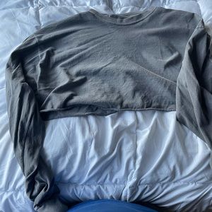 fult tilt long sleeve cropped shirt